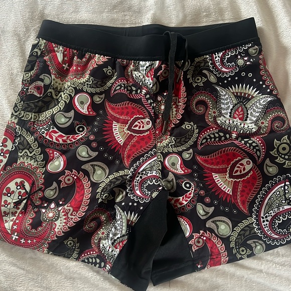Paisley shorts - Picture 1 of 3